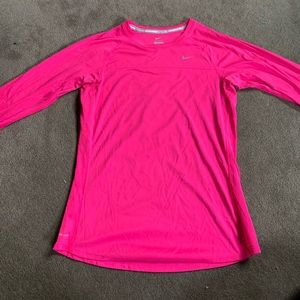 nike running shirt